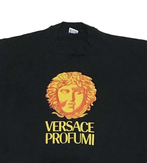 177 results for versace vintage profumi 